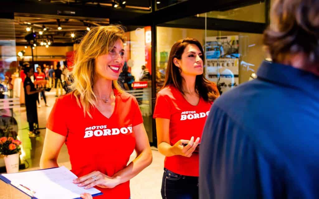 Nuevo flagship store de Motos Bordoy en su jornada de apertura