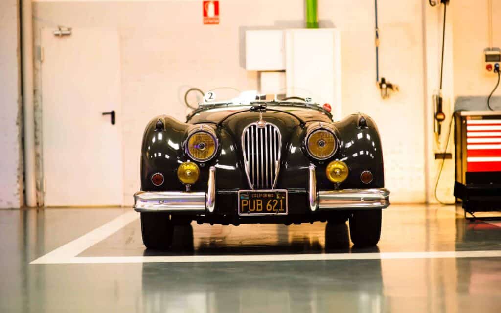Presentación de modelos en la inauguración de LandMotors en Sant Boi
