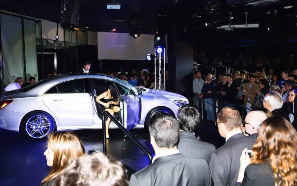 Escenografía del evento de presentación del Mercedes-Benz CLA Coupé producido por Mariona Agency