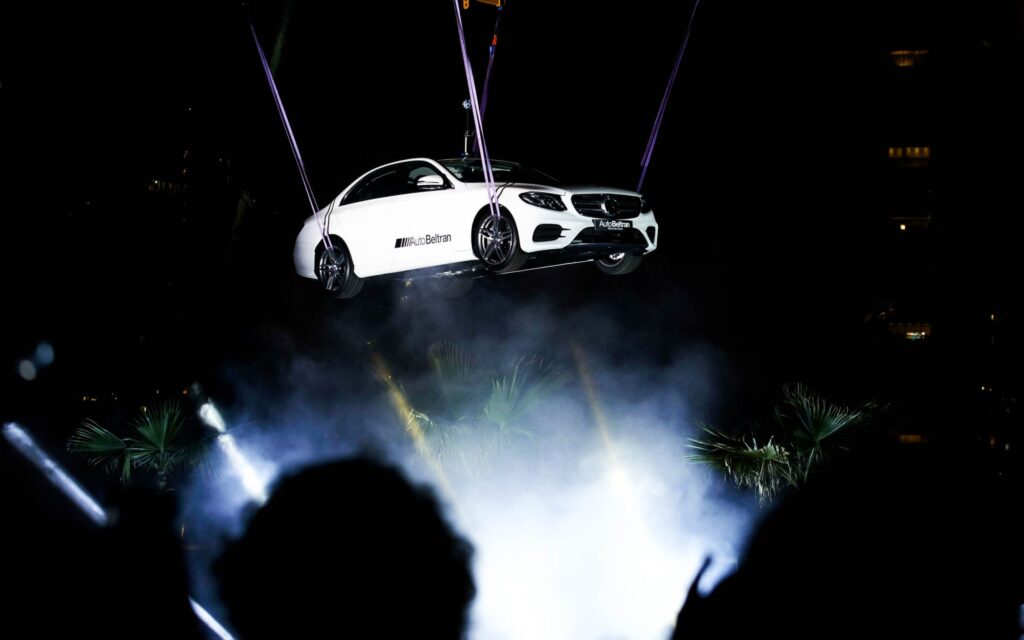Mercedes-Benz Clase E — proyecto de Mariona Agency