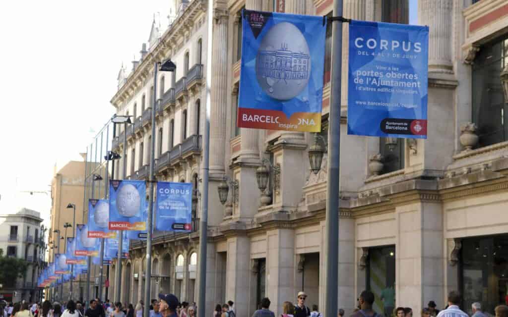 Imagen gráfica de la festividad de Corpus de Barcelona, obra de Mariona Agency