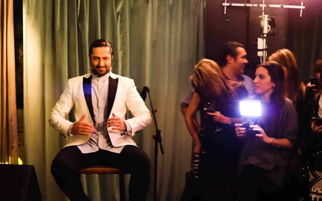 Actuación de flamenco en directo en el aniversario de Dime, evento Mariona Agency