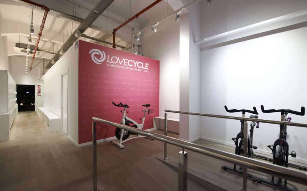 Aplicaciones de marca de LoveCycle firmadas por Mariona Agency