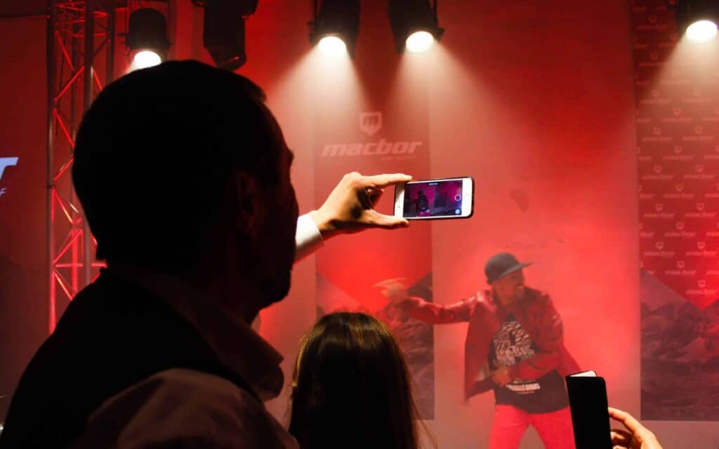 Show Vibra de Brincadeira en el evento de Macbor