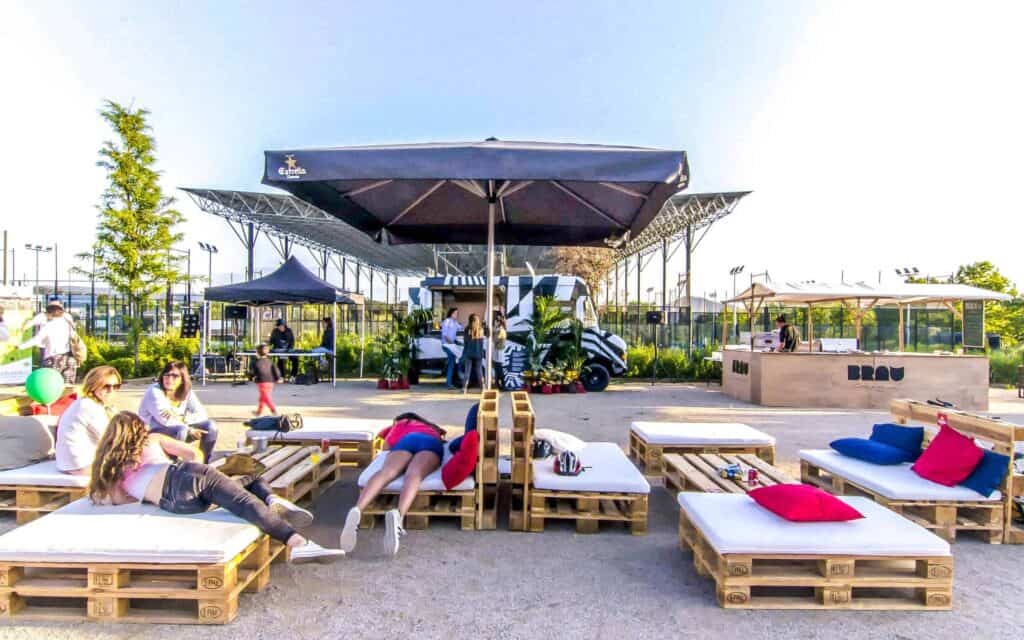 Clases de cycling de LoveCycle en el Augusta Summer Market, Mariona Agency