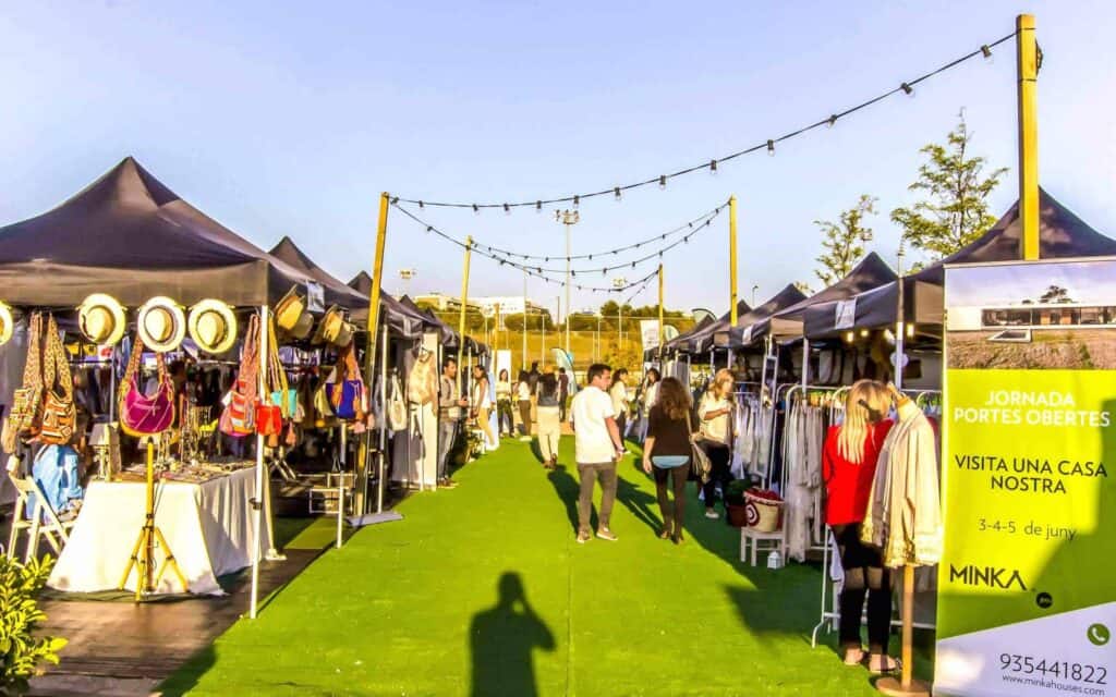 Zona gastronómica del Summer Market de Sant Cugat, por Mariona Agency