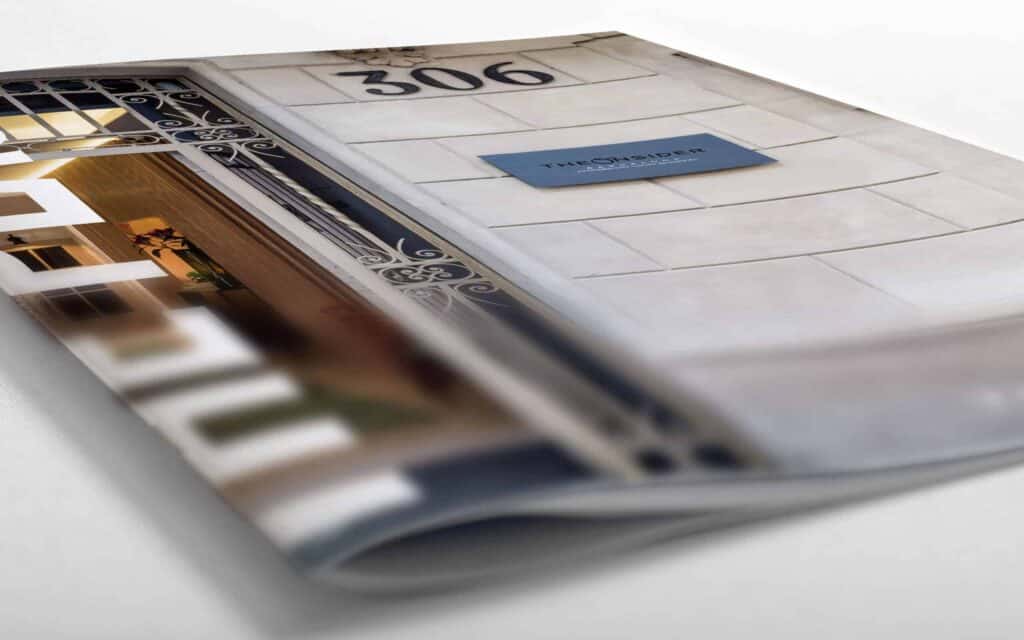 Folleto corporativo de The Onsider diseñado por Mariona Agency