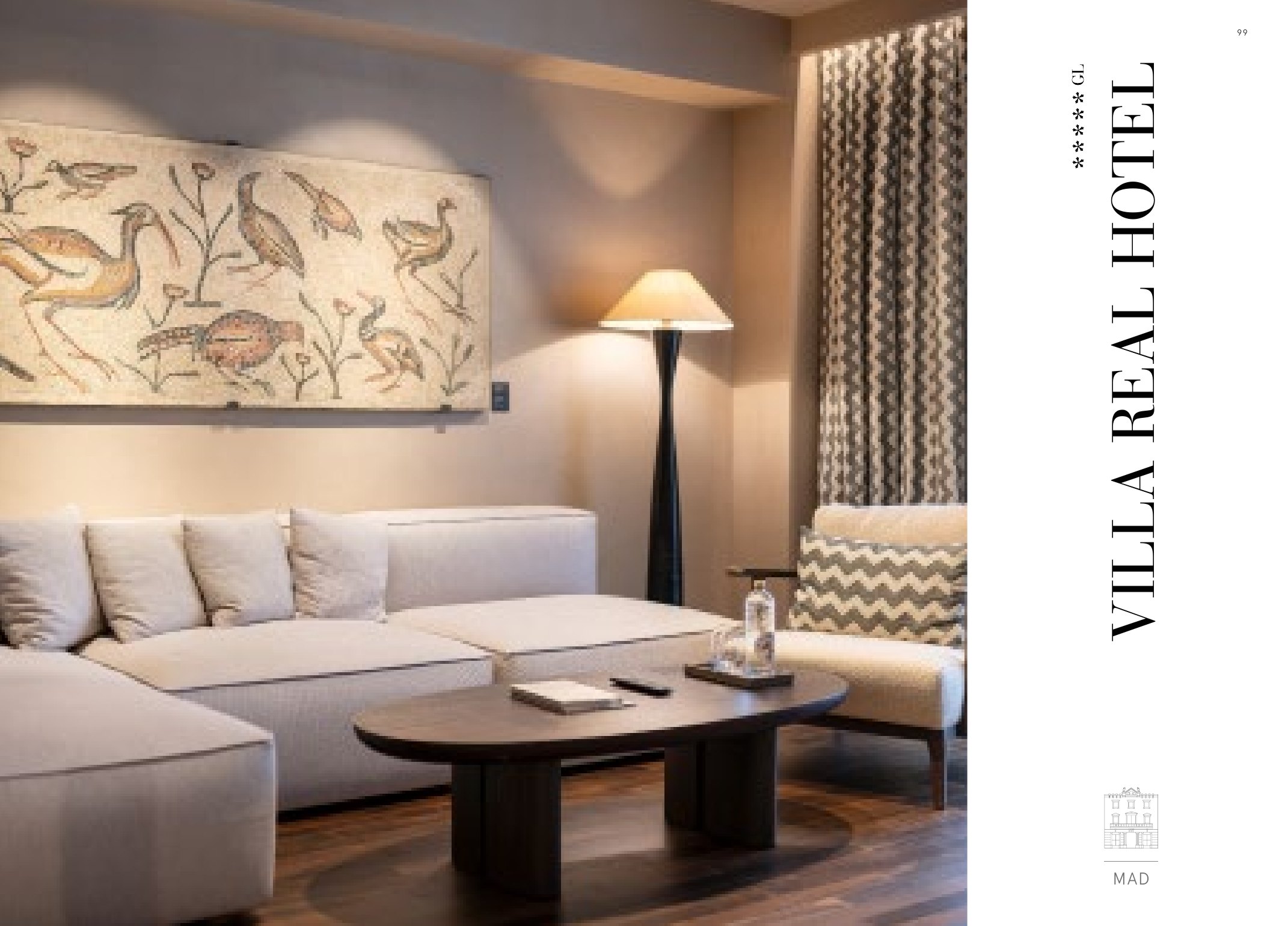 Apertura del Villa Real Hotel en el brandbook, con un mosaico de su colección