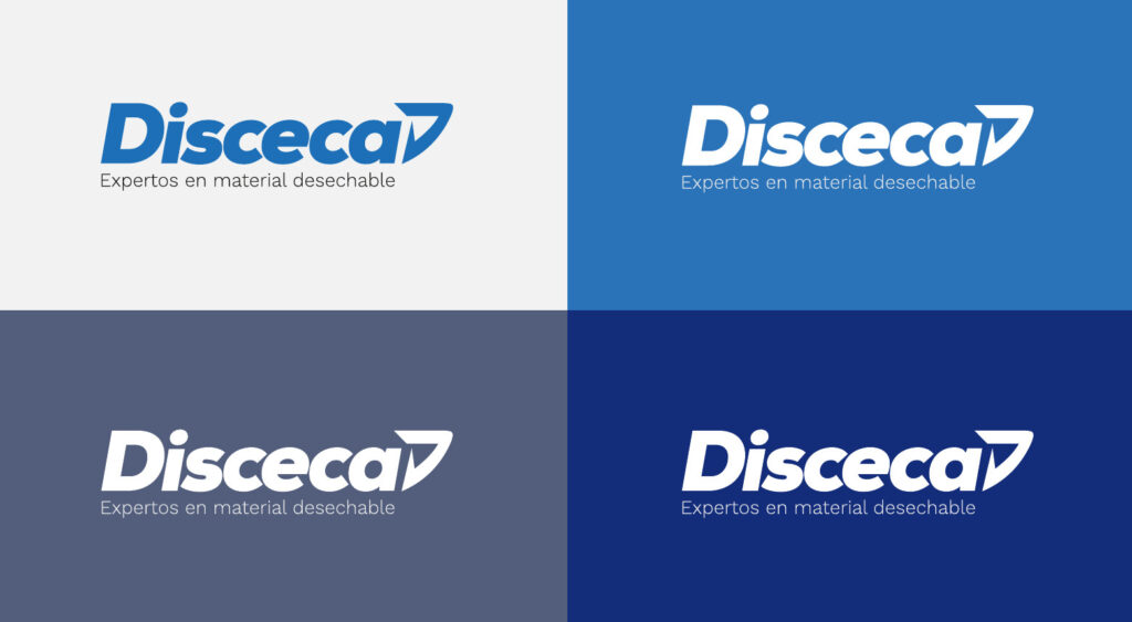 Versiones del logotipo de Disceca sobre blanco, azul, gris azulado y azul marino