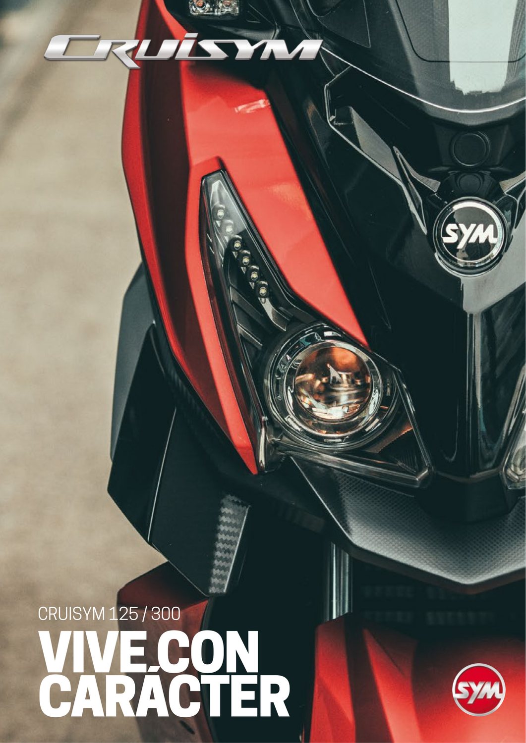Portada del catálogo Cruisym 125/300: «Vive con carácter»