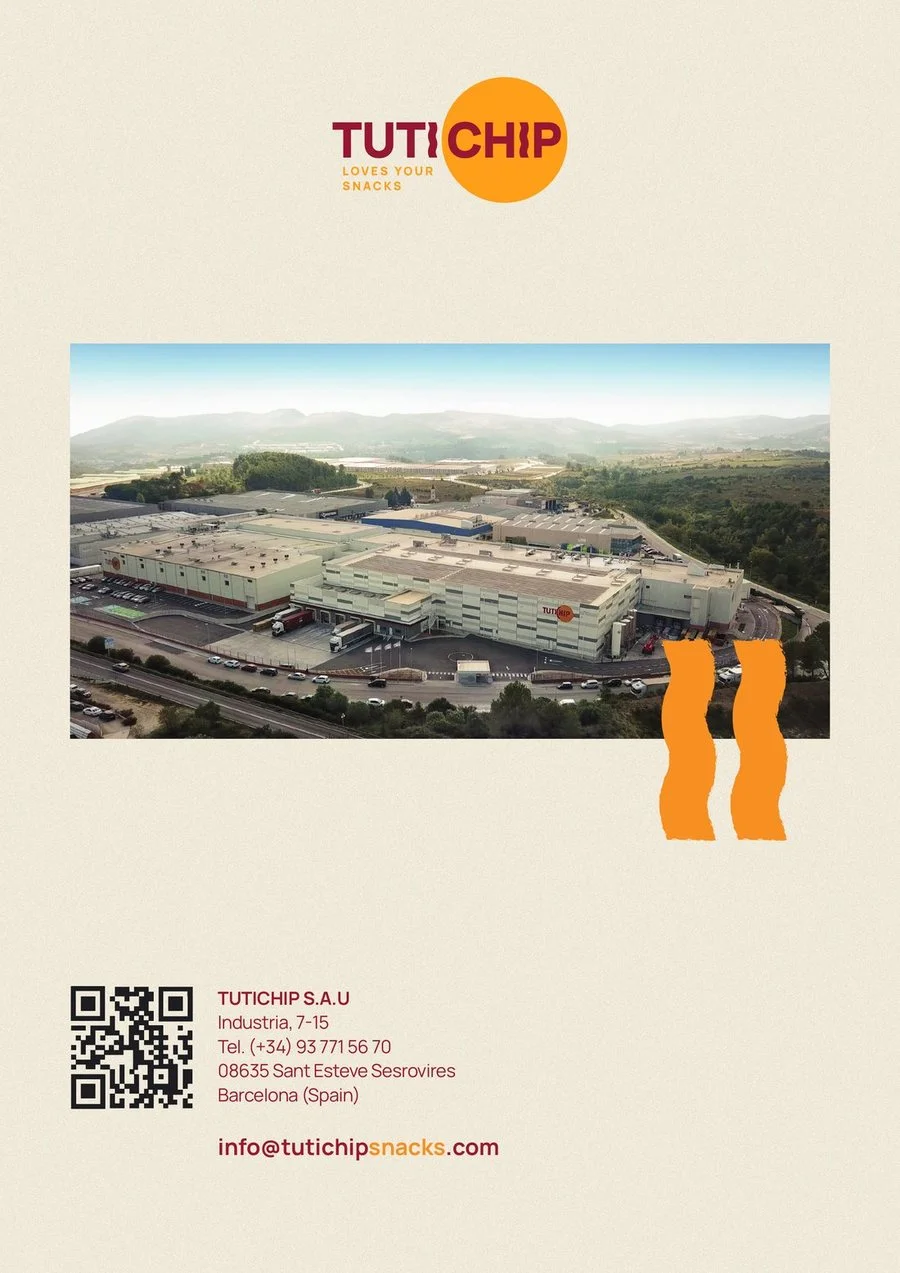 Contraportada del catálogo de Tutichip con la fábrica vista desde el aire