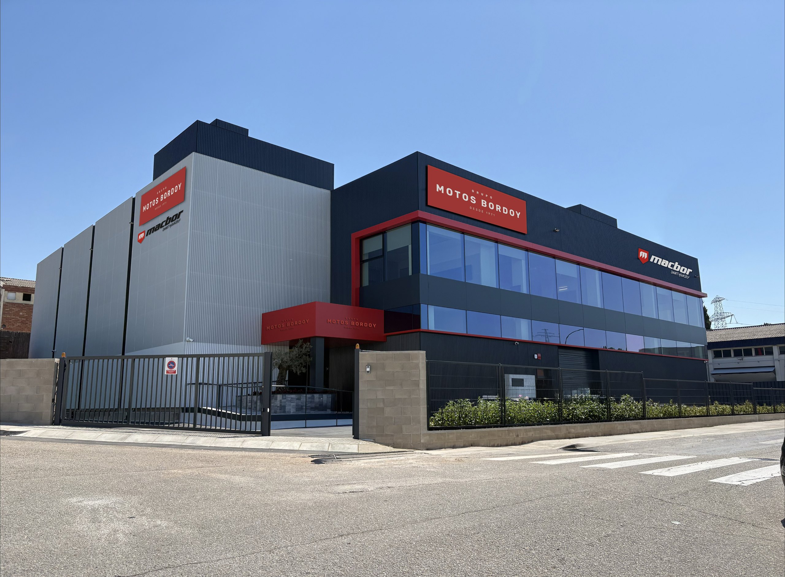 The Grupo Motos Bordoy headquarters in Rubí, with the group’s and Macbor’s brands on the façade